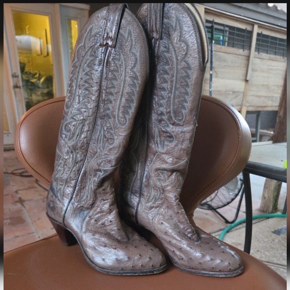 Vintage Justin Boots Brown Heeled Western Boots Style 4445
